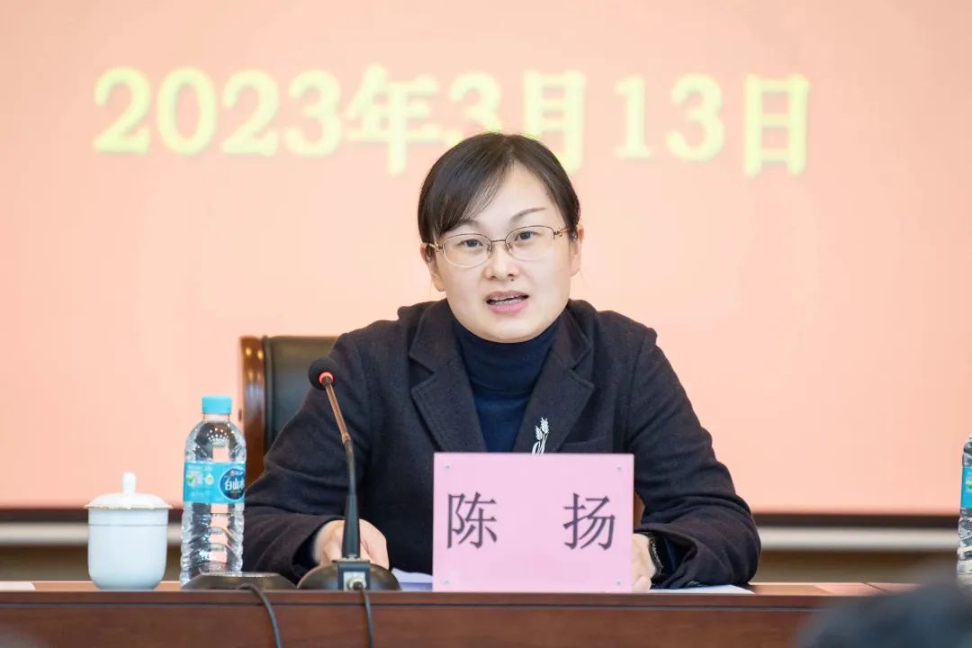 漕河泾街道召开"三旧"变"三新"老旧小区再提升工作推进会暨既有多层