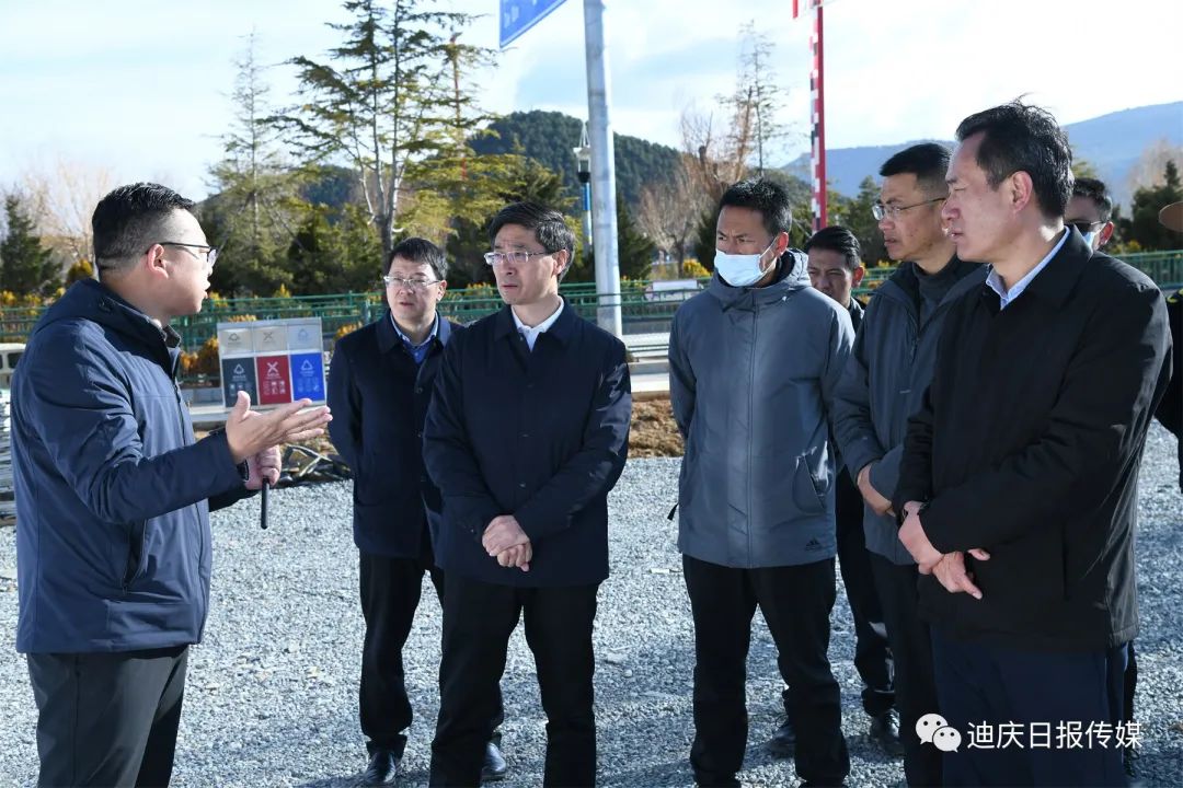 罗朝峰在调研香格里拉市城市建设时强调:加强整体规划 努力打造高原