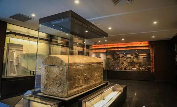 永川博物馆建筑面积约9000平方米现有馆藏可移动文物1700余套近5000件