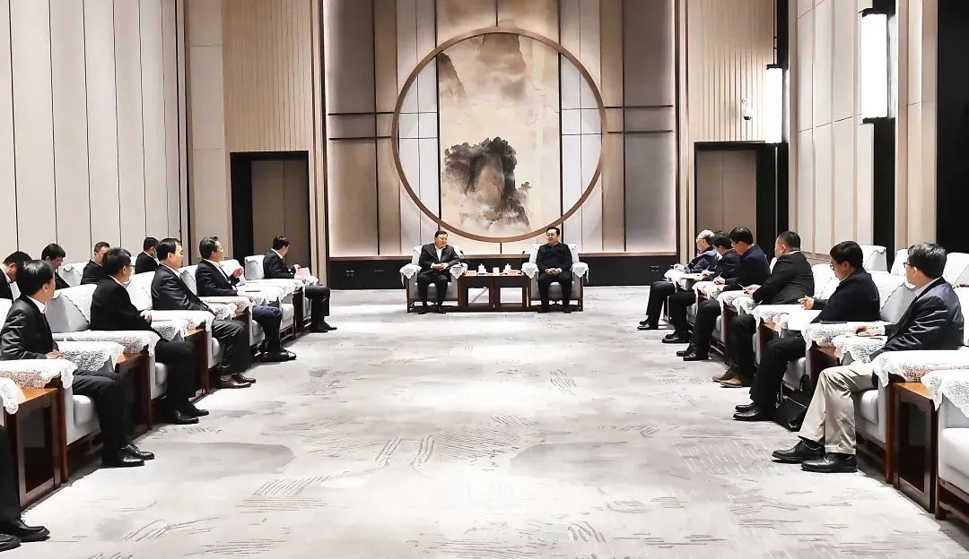 张国华与中国交通建设集团有限公司董事长王彤宙一行举行工作座谈_澎湃号·政务_澎湃新闻-The Paper