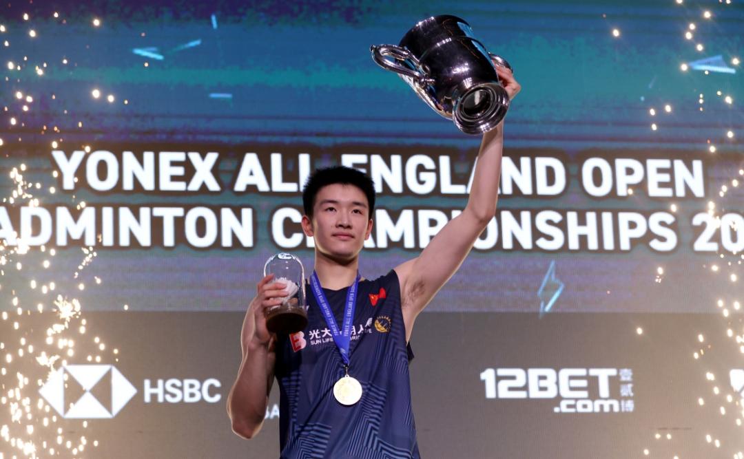 祝贺!首夺世界羽联全英赛男单冠军!南昌"00后"小将李诗沣
