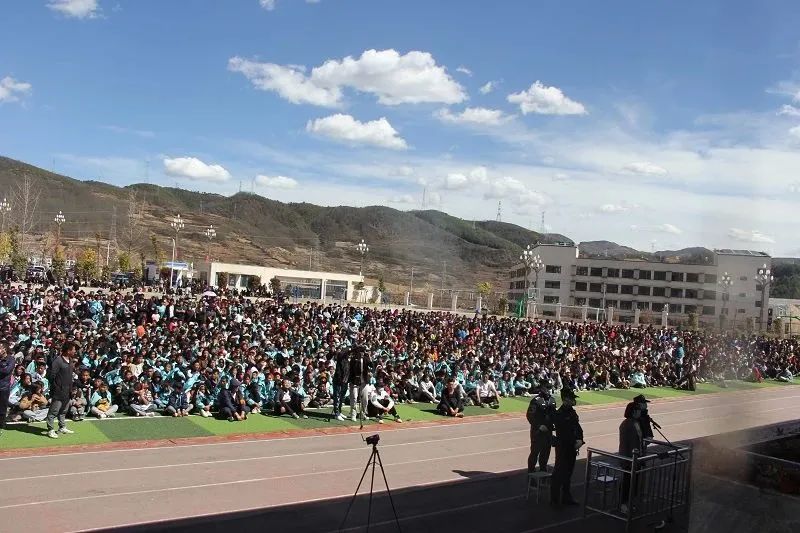 【为群众办实事】巡回法庭进校园,以案释法助成长