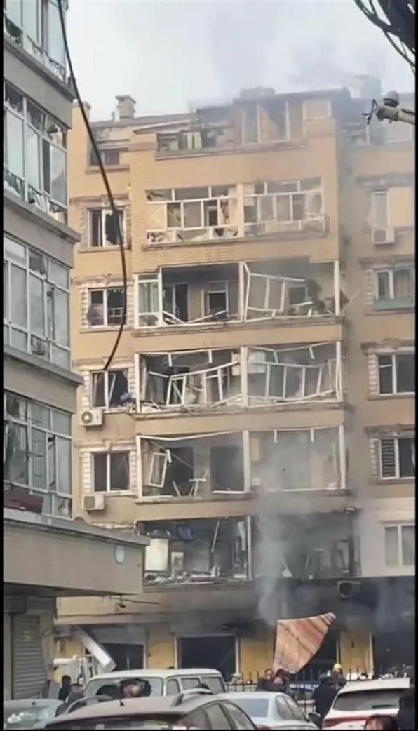 张家口爆炸事故致22死22伤_小区爆炸2死4伤_枣庄爆炸事故致7死3伤
