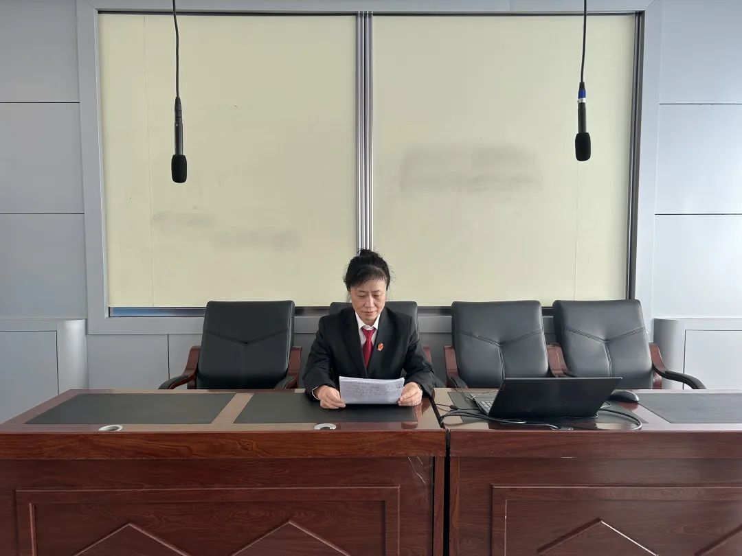 近日,绥阳人民法院东京城人民法庭深入宁安市东京城第二小学,第一中学