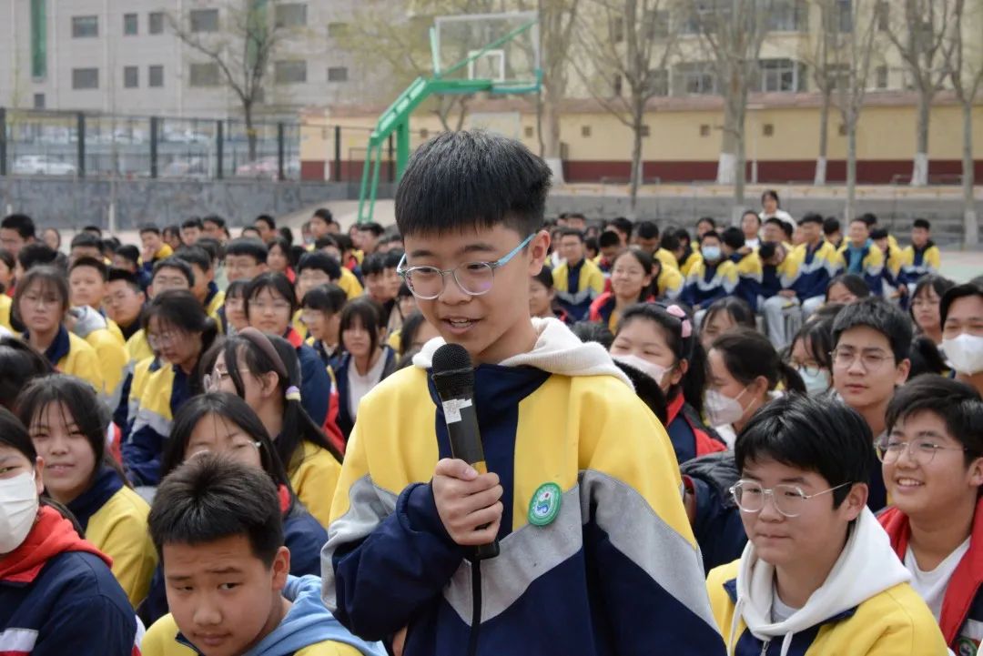 诸城市实验中学图片图片