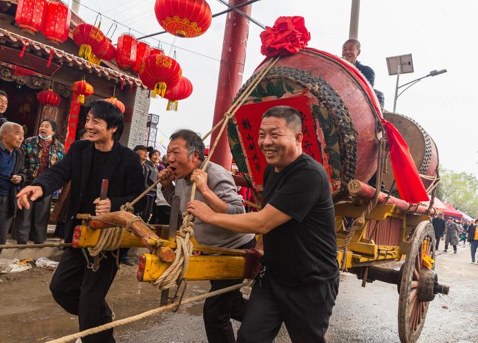 跑鼓车图片