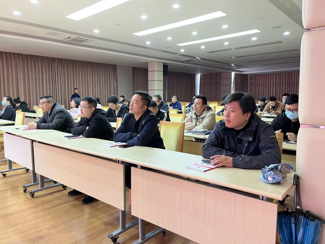应急救护知识培训_ 红十字应急救护流程 _青村镇应急救护培训 