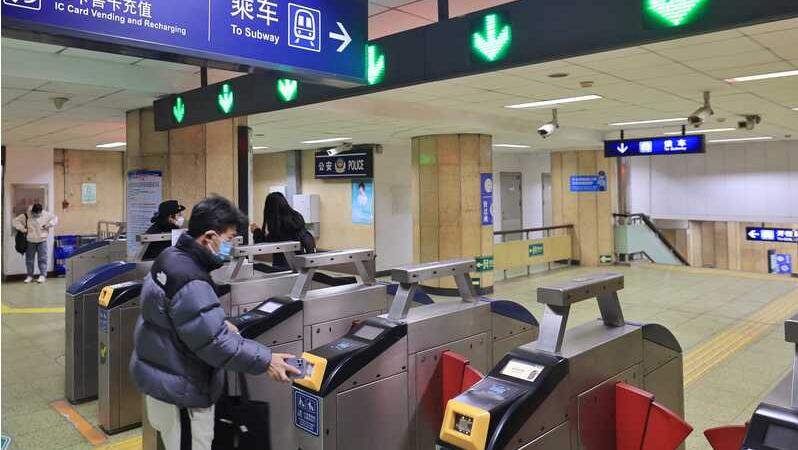 北京地铁不再强制乘客佩戴口罩！提示广播词已更改
