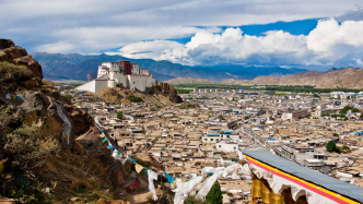 西藏日喀则聚焦创城：练就“绣花功夫” 当好“城市管家”