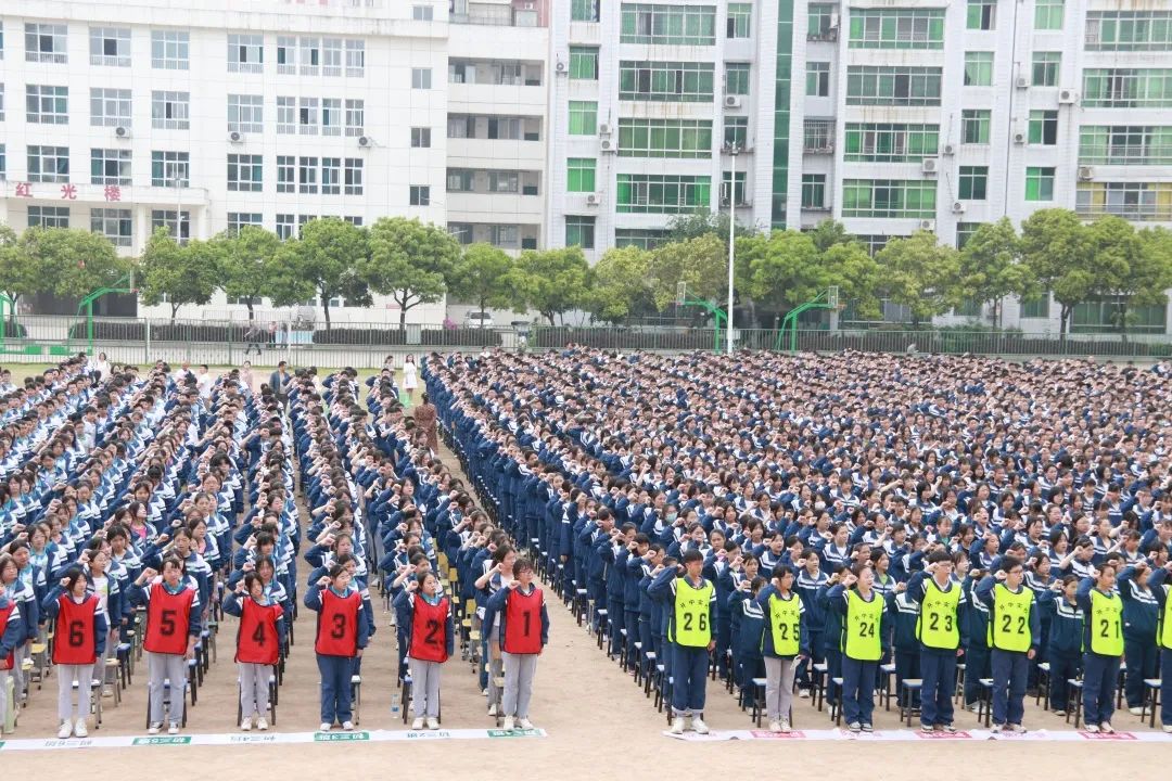 开江实验中学图片