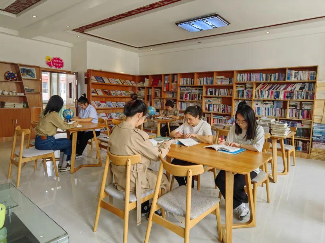伊金霍洛旗:书香满城溢芬芳