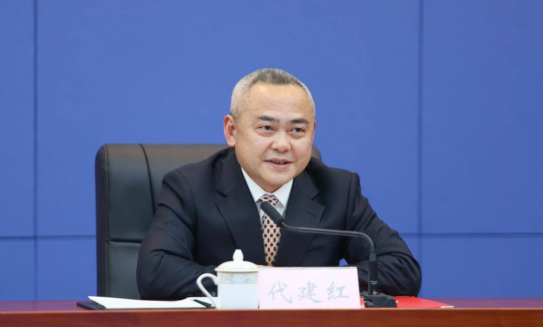 发布会丨小面预制菜火锅食材眼镜白酒嘞些是重庆特色更是商机