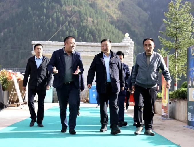 杨武在迭部县域经济发展工作推进会上强调:认清严峻形势 反思差距不足 补齐短板弱项 强力推进县域经济…_澎湃号·政务_澎湃新闻-The Paper