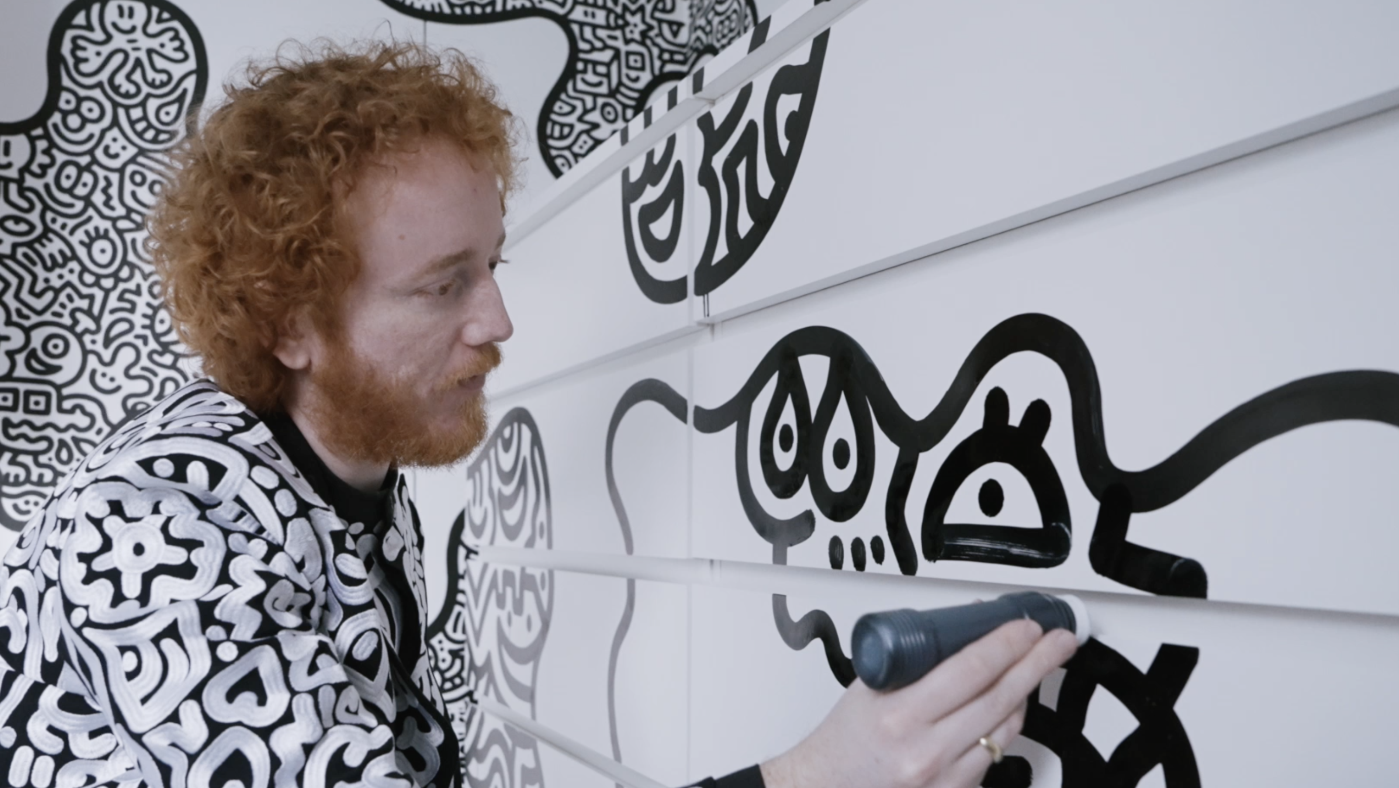 艺术家 Mr Doodle：花2年打造自己的“涂鸦乐园”