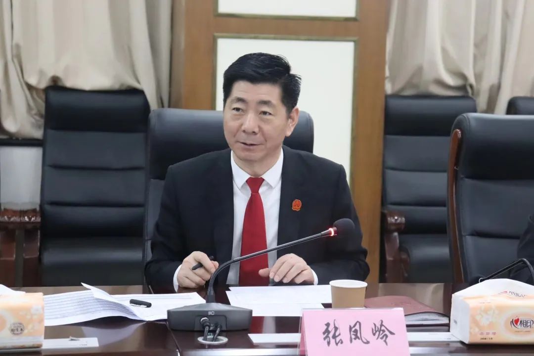 廊坊中院党组副书记,常务副院长张凤岭一行到霸州法院督导审判质效