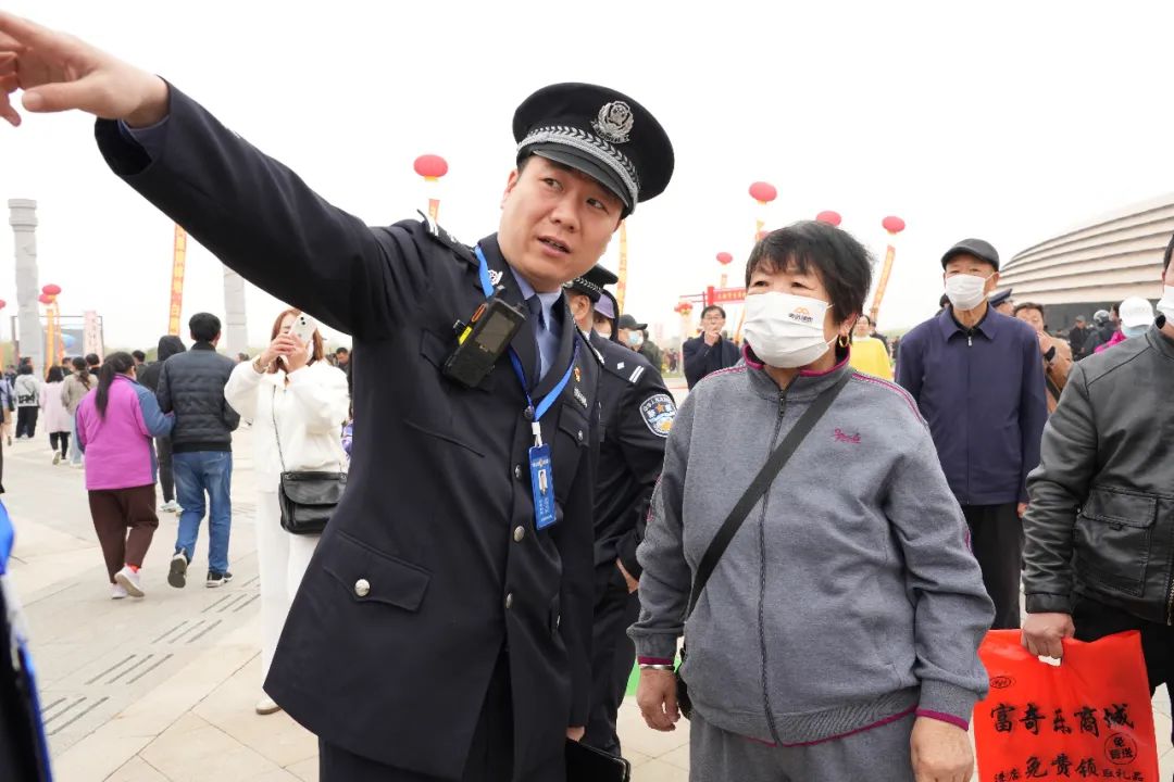 大安市交警大队张怀乾图片