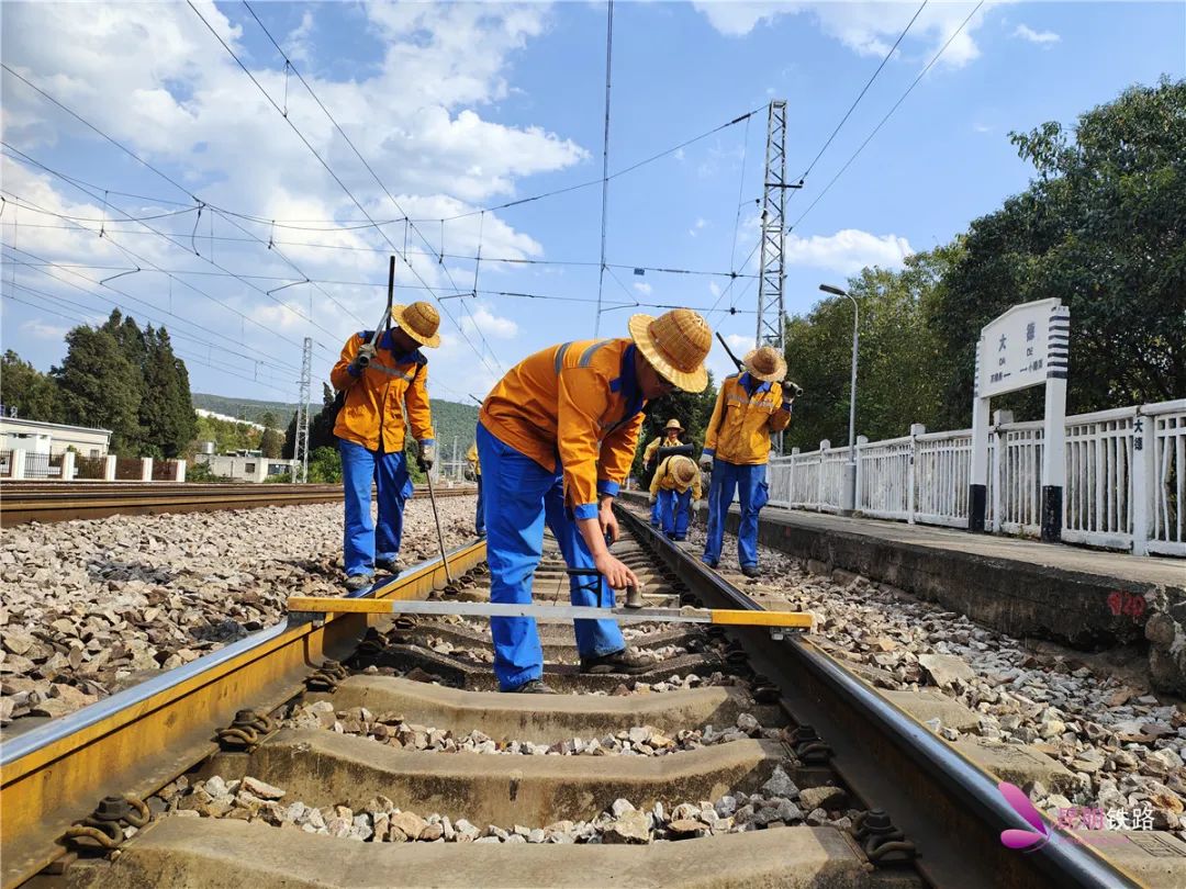 这里的"五一"静悄悄_澎湃号·政务_澎湃新闻-the paper