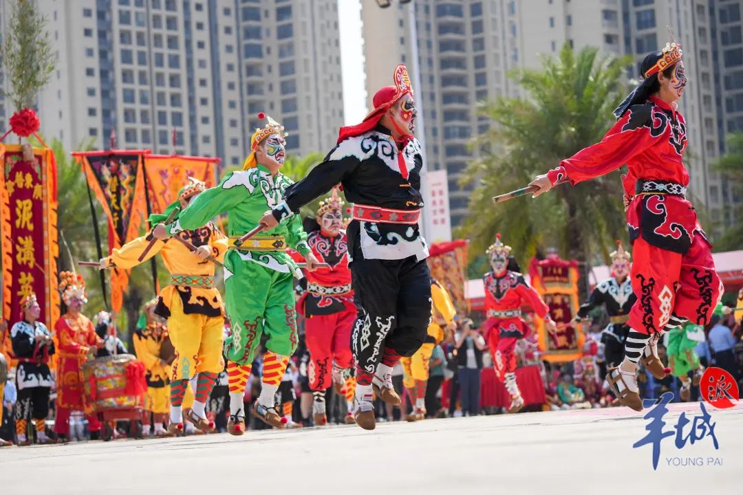 近千人英歌队舞动汕头_澎湃号·媒体_澎湃新闻-the paper