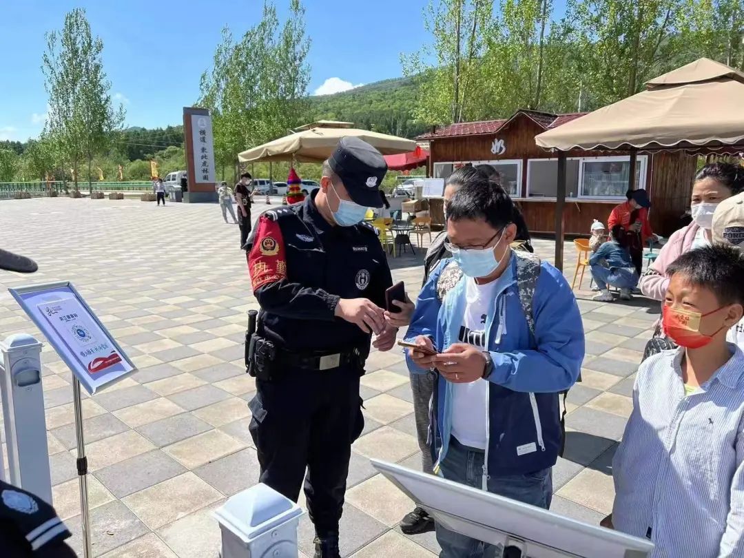 【节日我在岗】“五一”期间全市社会大局保持持续平安稳定_澎湃号·政务_澎湃新闻-The Paper