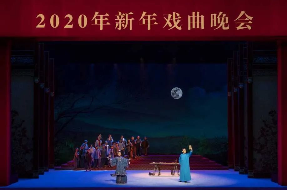 新华网:“出人出戏出效益”是怎么做到的?_澎湃号·政务_澎湃新闻-The Paper