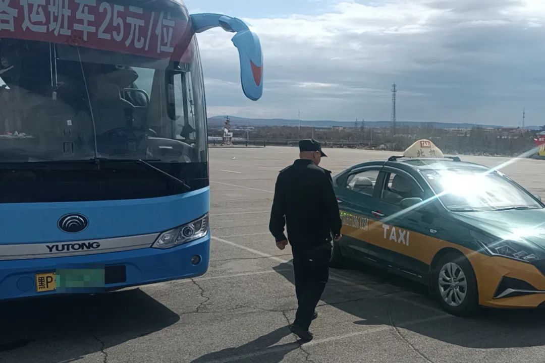 提能力转作风抓落实漠河市交通运输局多措并举重点整治出租车在火车站