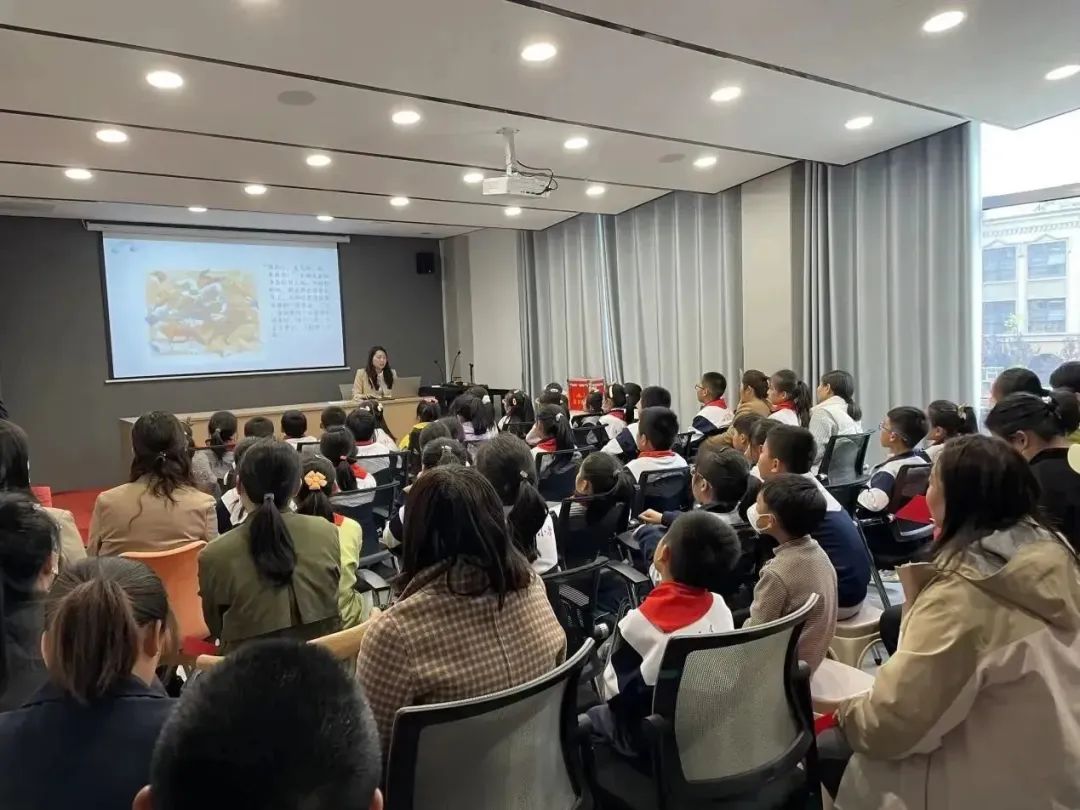 科普动态格物致知笃行致远东港区全国科技工作者日科普活动红红火火一