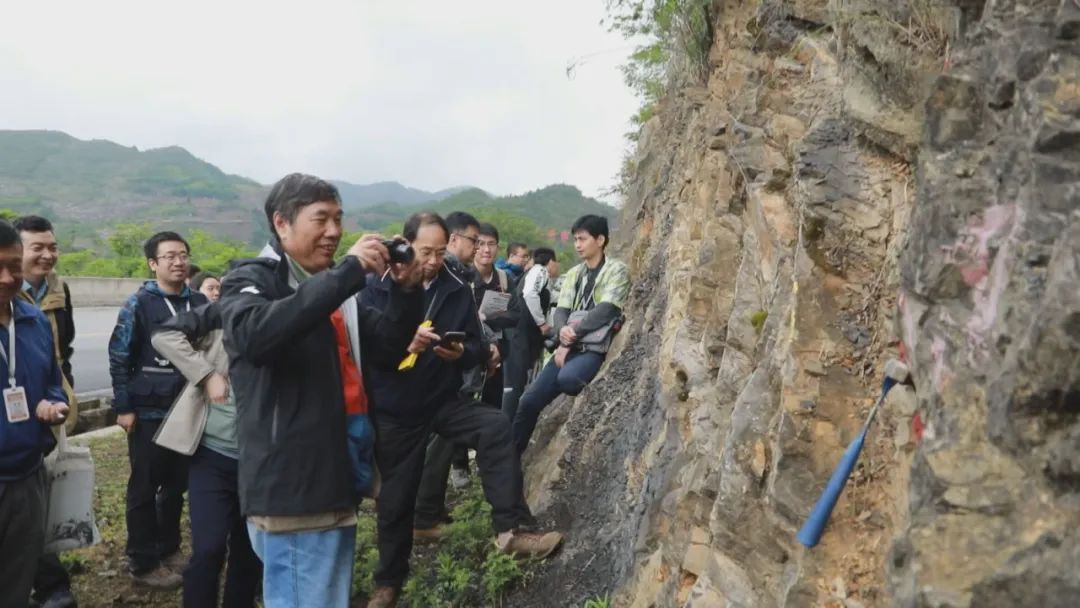 院士专家把脉关岭新发展