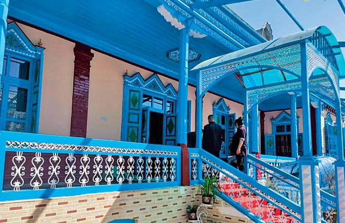 伊犁"夜经济"释放城市烟火气