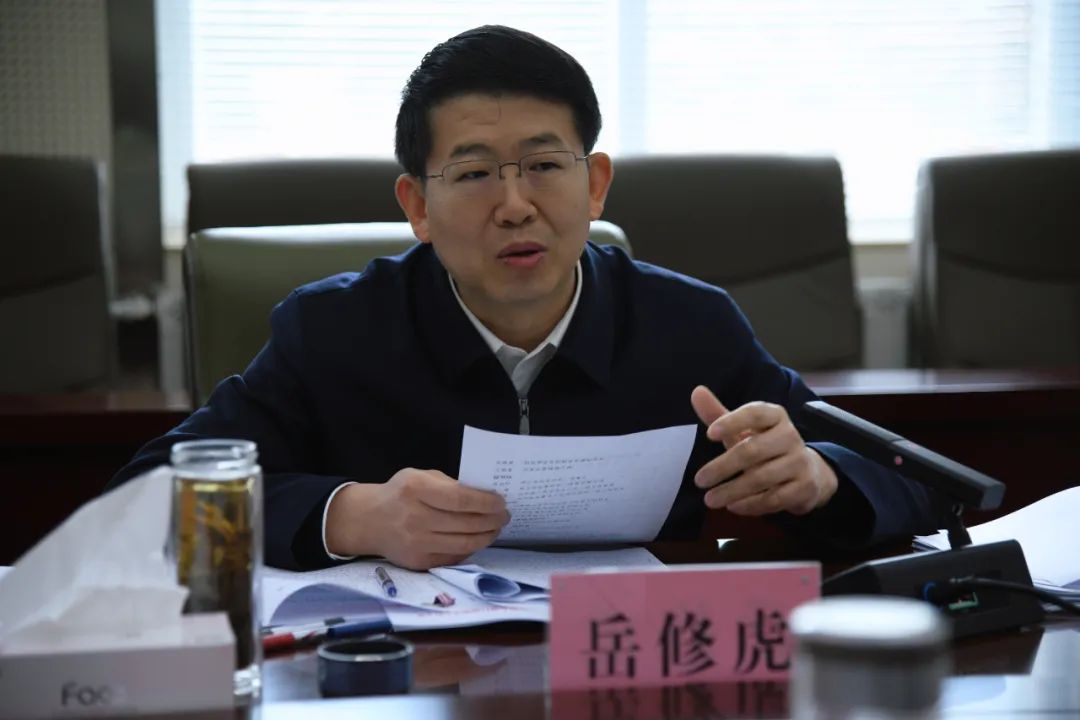 岳修虎在迪庆州调研指导普法强基补短板专项行动工作时强调紧盯工作