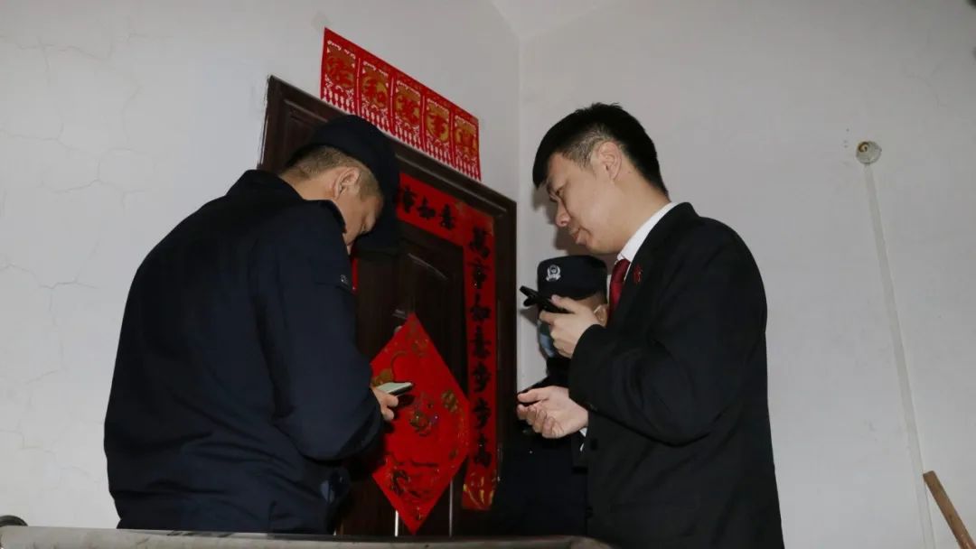 西乌旗人民法院"蒙马奔腾2023——初夏惊雷"集中执行行动正式启动