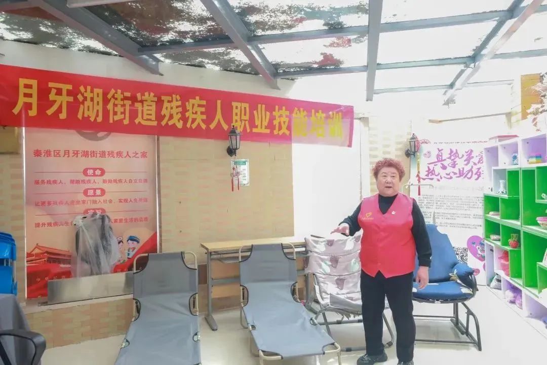 最美宁姐｜曹凤兰：有困难找曹大姐，有难题找帮忙团_澎湃号·政务_澎湃新闻-The Paper