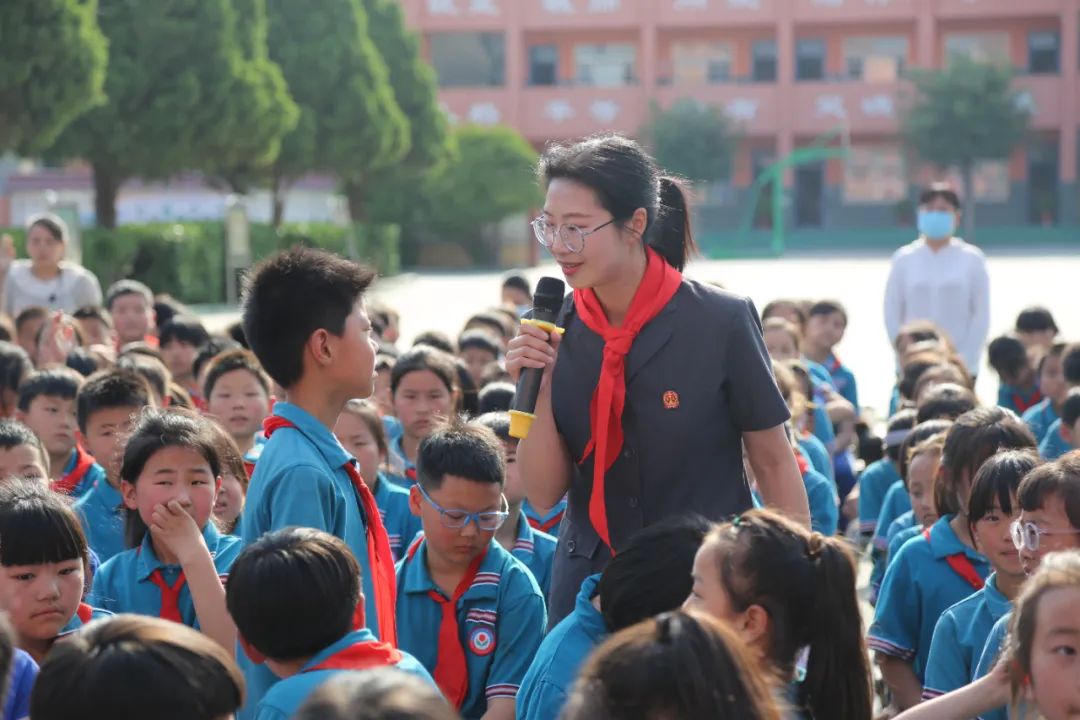 延津法院:法润少年 用心护苗 法治副校长走进延安路小学