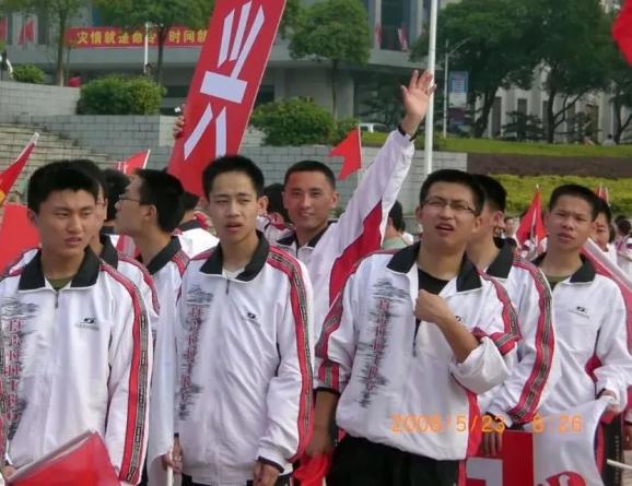 3名航天员都是博士_神舟十号航天员出征_神舟十号航天员出征仪式