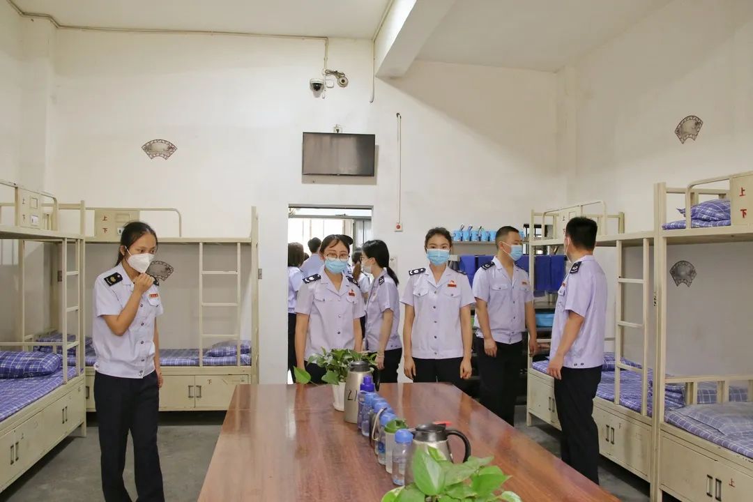 泸州市强制隔离戒毒所面向社会开展系列禁毒宣传教育活动_澎湃号·政务_澎湃新闻-The Paper
