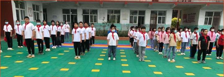 本地宣传少年有梦领巾飞扬马村中心小学聊村学校举行少先队入队仪式