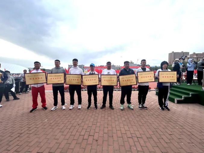 宝清县第三十六届中小学生田径运动会圆满闭幕