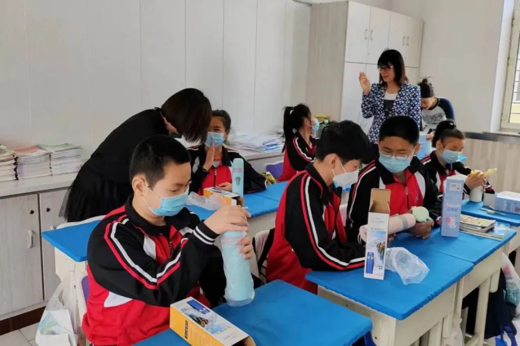 【少年儿童心向党 童心聚力向未来】林口县妇联走进县特殊教育学校