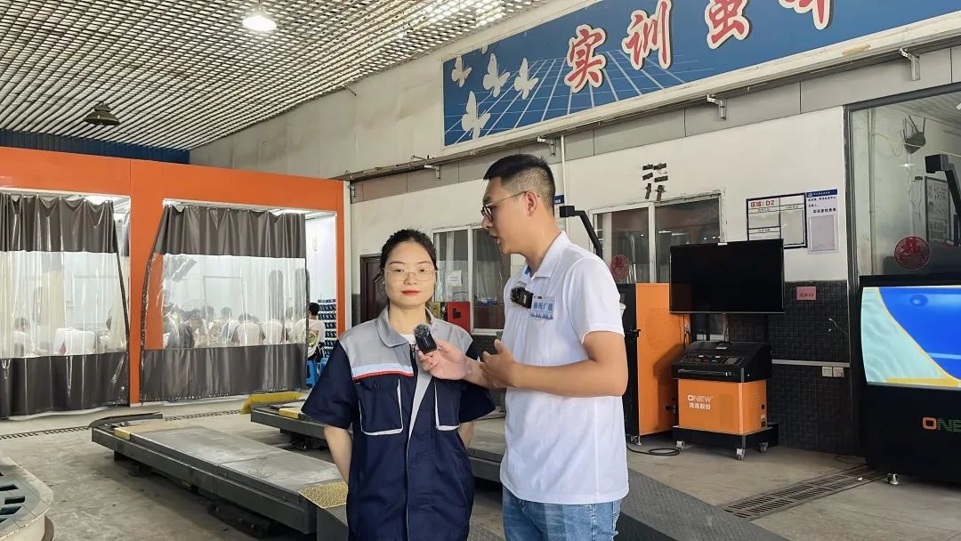 柳州市交通学校专业介绍_柳州一职校校花_柳州市交通学校汽车美容与装潢专业