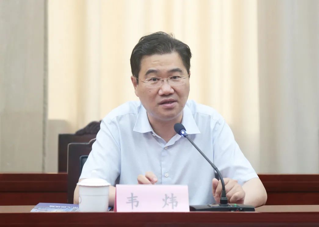 苏州市中级人民法院党组副书记副院长韦炜一行调研指导张家港市人民