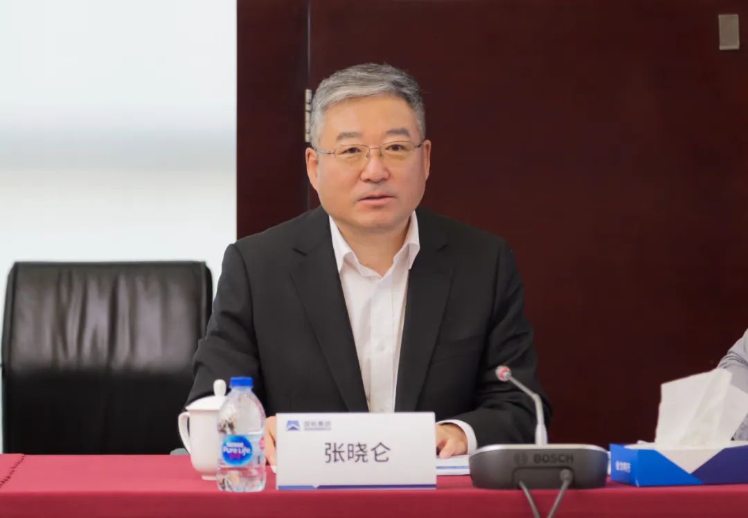 集团党委书记,董事长张晓仑,信阳市人大常委会副主任,固始县委书记