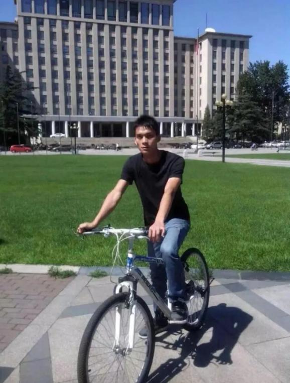 同学请大声点阅读答案_唐尚珺放弃考清华_青叶同学请告诉我