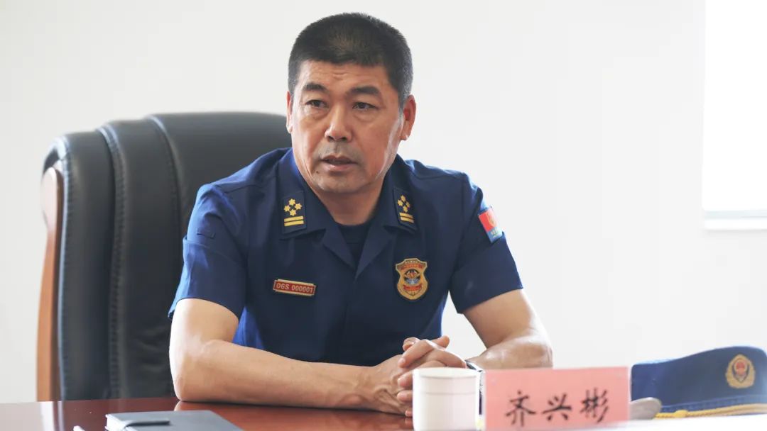 云南省森林消防总队齐兴彬总队长到昆明支队突击检查_澎湃号·政务