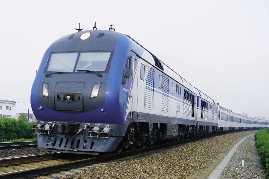 df11g客运内燃机车实现了北京至上海的一站式直达的是作为第五次铁路