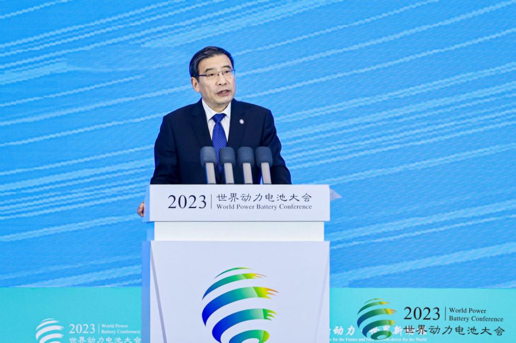 ▲全国政协常委经济委副主任苗圩