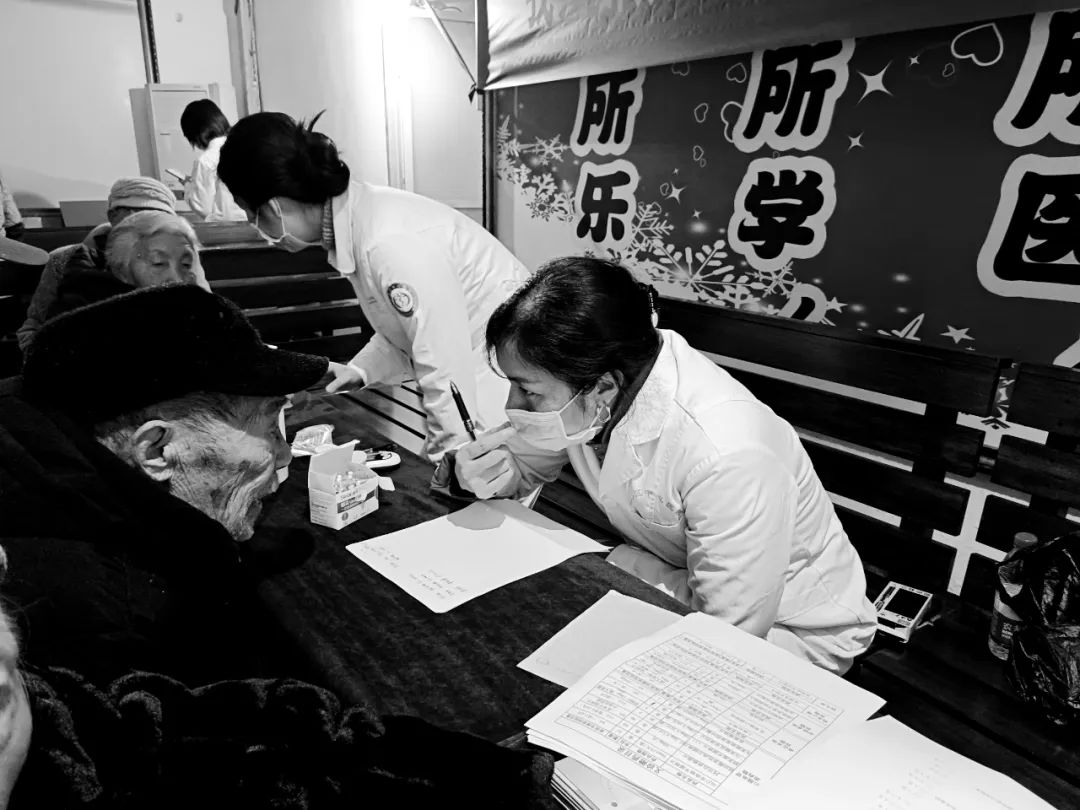 医生去世捐器官救3人_陈仲伟医生因抢救无效辞世_女死囚犯捐献器官