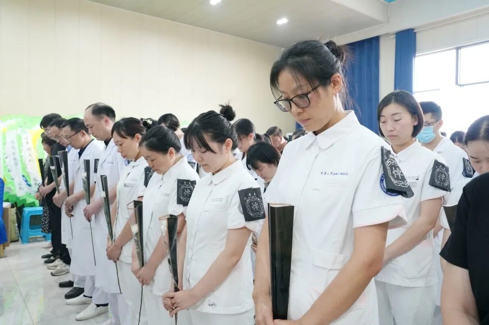 女死囚犯捐献器官_医生去世捐器官救3人_陈仲伟医生因抢救无效辞世