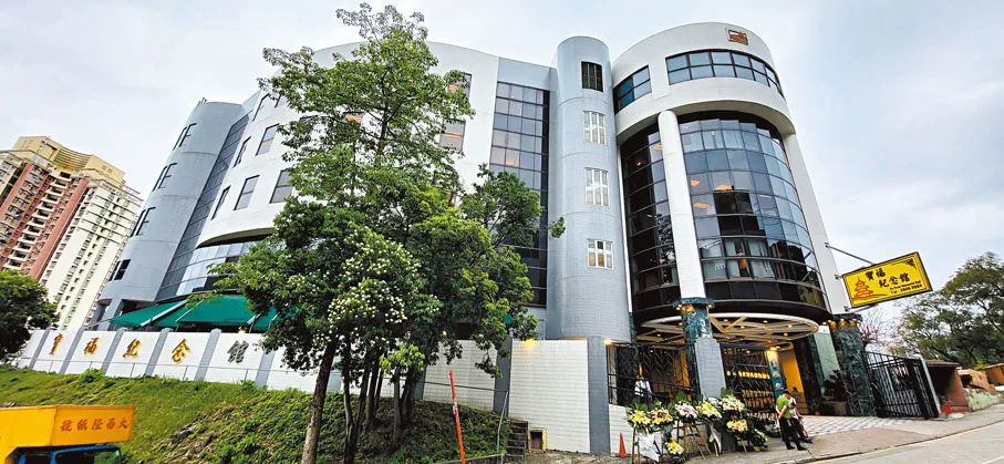 韩岁月号 最美乘务员葬礼举行_南希·里根葬礼在加州举行 新华_蔡天凤葬礼举行