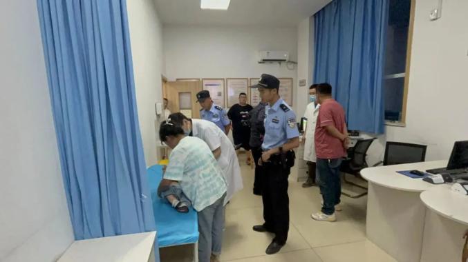 警车开道，上演“生死时速”！_澎湃号·媒体_澎湃新闻-The Paper