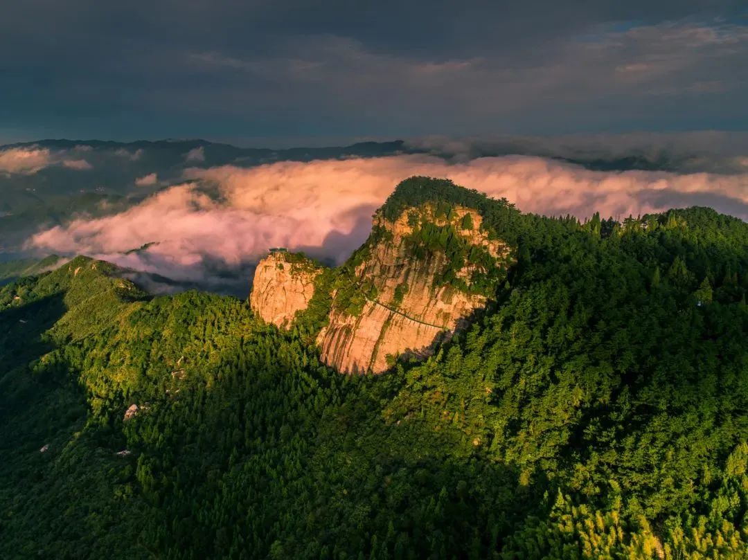 麻城狮子峰景区图片图片