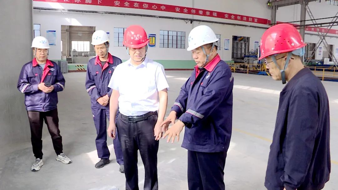 黎辉督导调研联系企业和联系项目